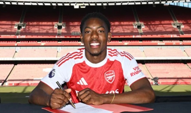 Arsenal trói chân tài năng trẻ Lewis-Skelly, giấc mộng Real Madrid tan vỡ