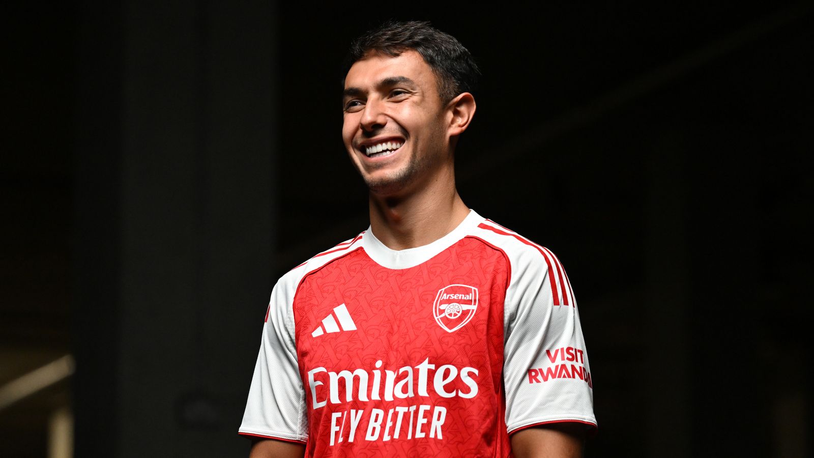 Arsenal mùa giải 2025/26: Sự trở lại đầy mạnh mẽ với tân binh Gyokeres