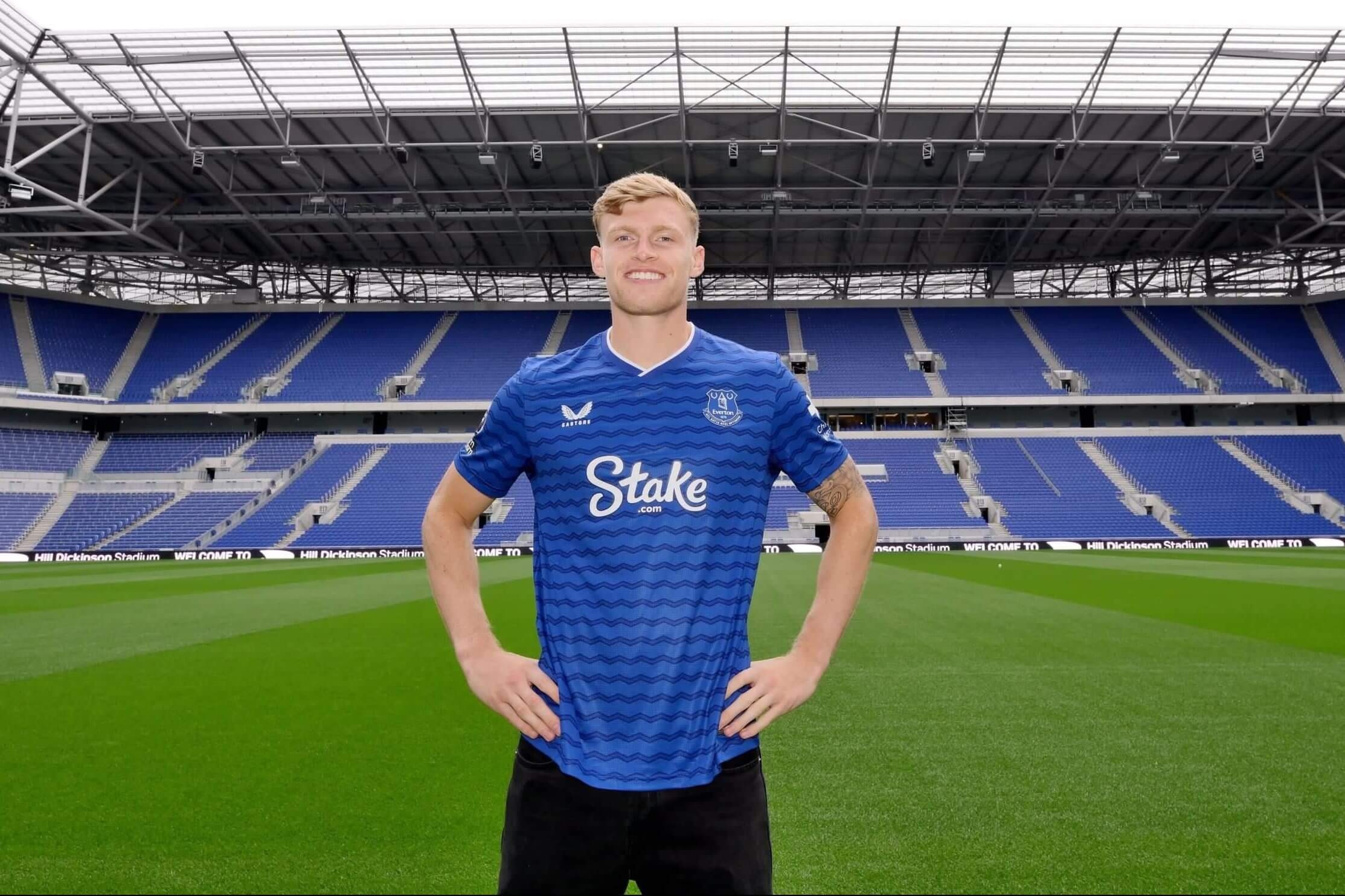 Everton ràng buộc tương lai Jarrad Branthwaite đến năm 2030, củng cố niềm tin tái thiết