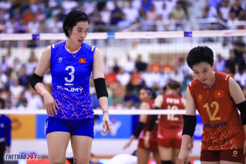 Thanh Thúy thi đấu
