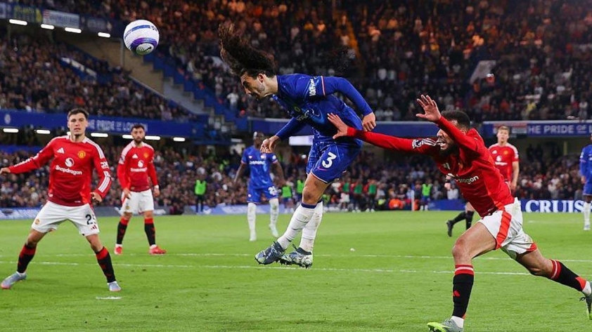 Trận đấu với Chelsea